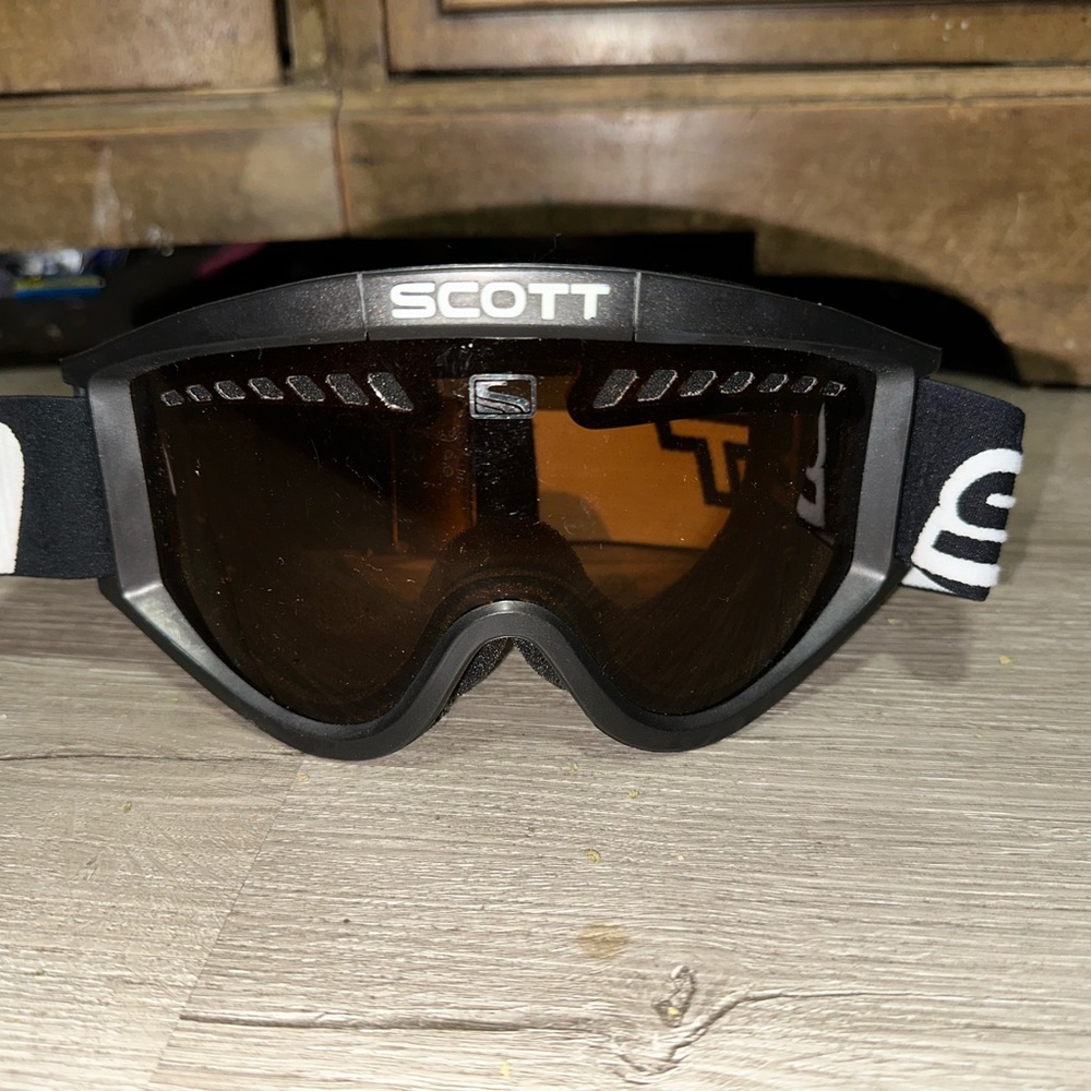 Scott ski goggles